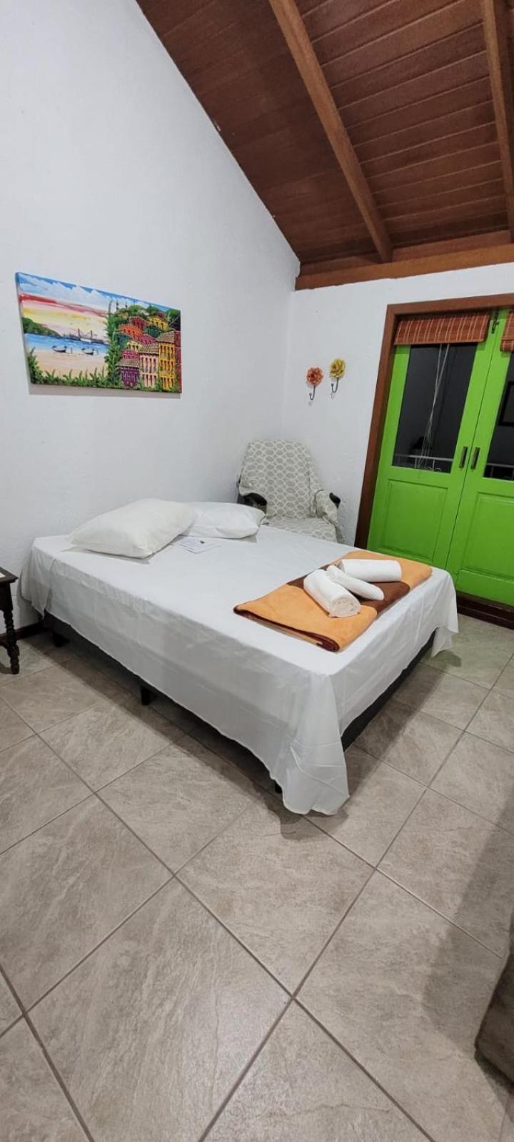 Holiday home Charmosa Casa Em Floripa, 5 Minutos Da Lagoinha Do Leste *