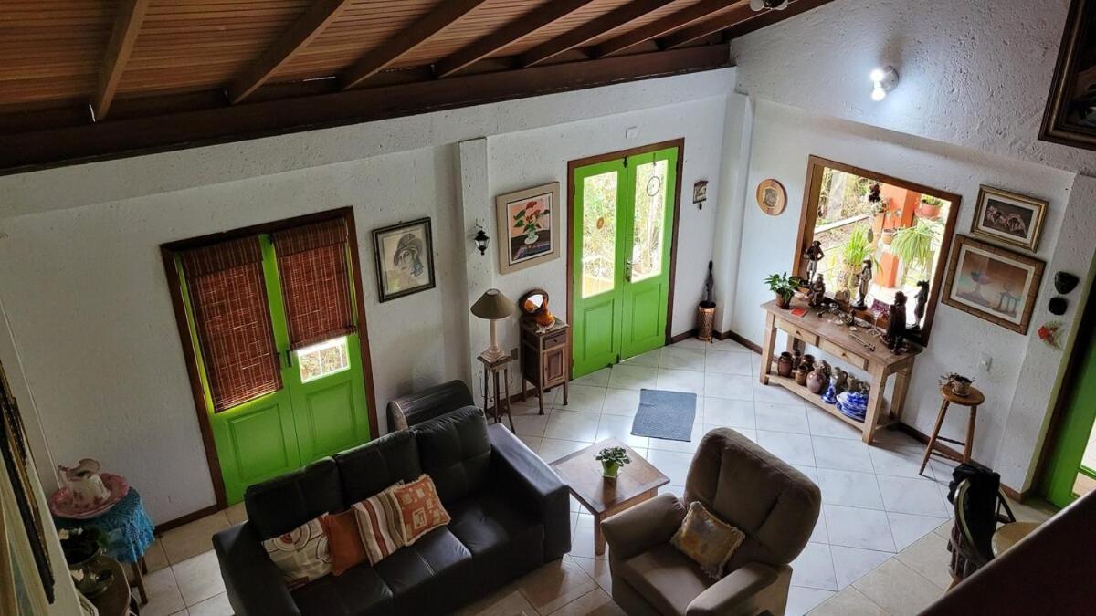 Charmosa Casa Em Floripa, 5 Minutos Da Lagoinha Do Leste Casa de férias Florianopolis